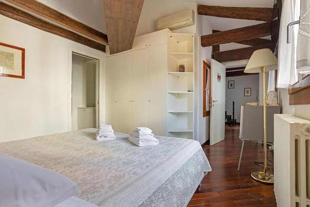 Rialto View Aparment Apartment Venice Italy
